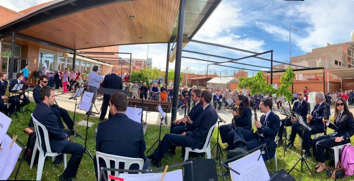 La Banda, del heavy a Nino Bravo en La Barriada