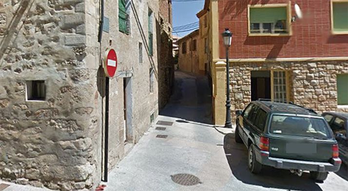 Entronque de la plaza con la avenida de Los Milagros. /GM