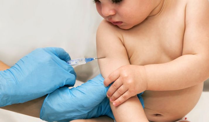 CyL, pionera en el calendario de vacunaciones con la incorporación de la meningitis B