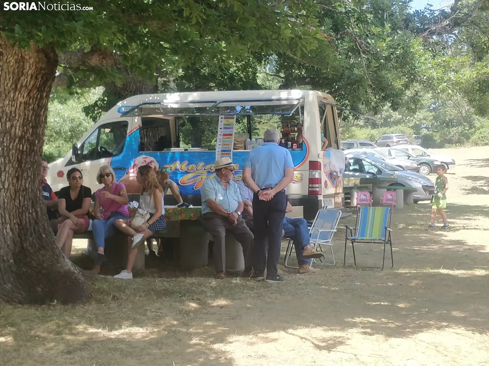 Foto 10 - Devoci&oacute;n y calor en la romer&iacute;a de Santos Nuevos