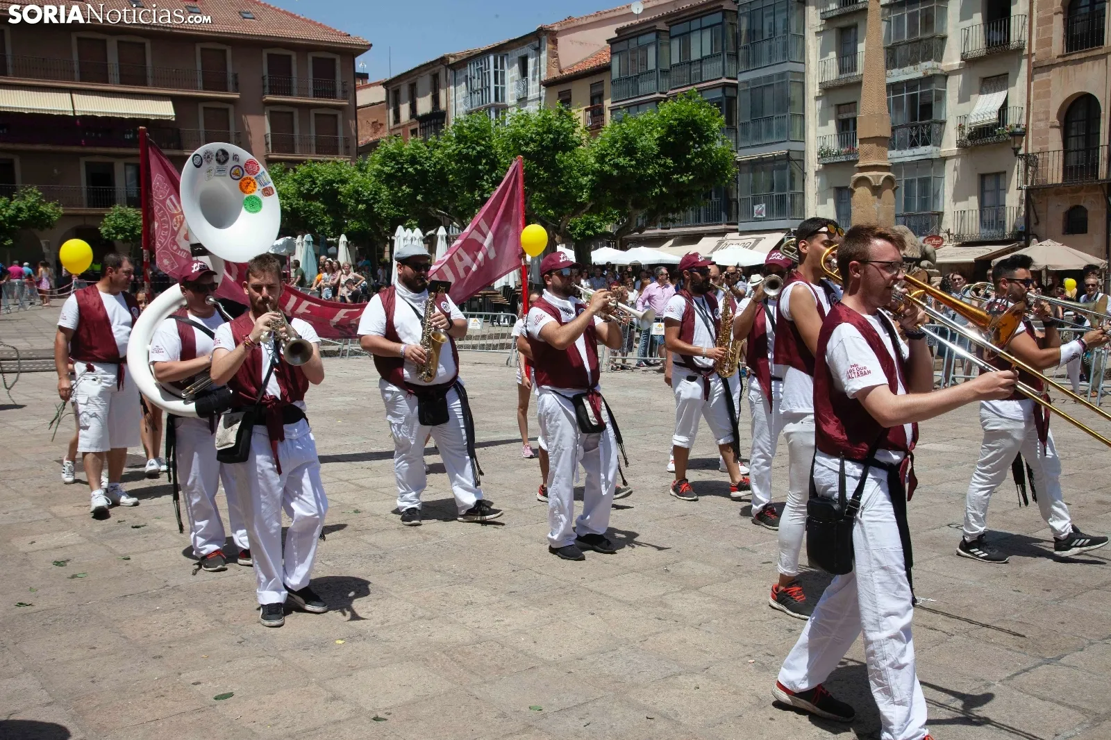 Procesión Lunes de Bailas / María Ferrer