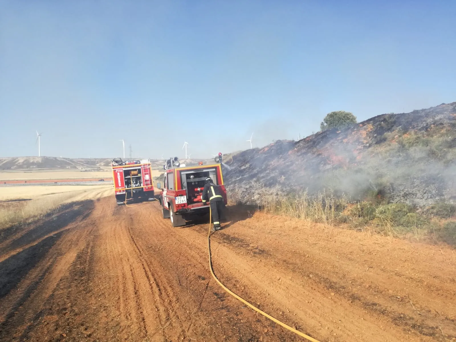Bomberos de la Diputación en el lugar del incendio. /Dip.