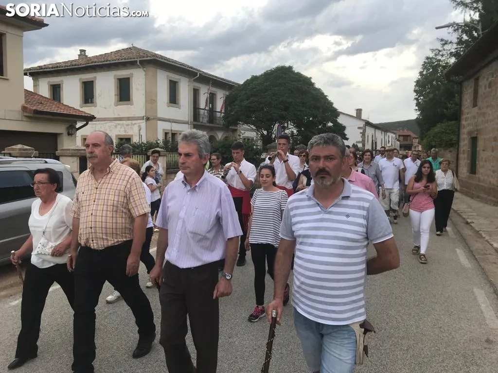 Celebración de la Virgen del Castillo en El Royo. 