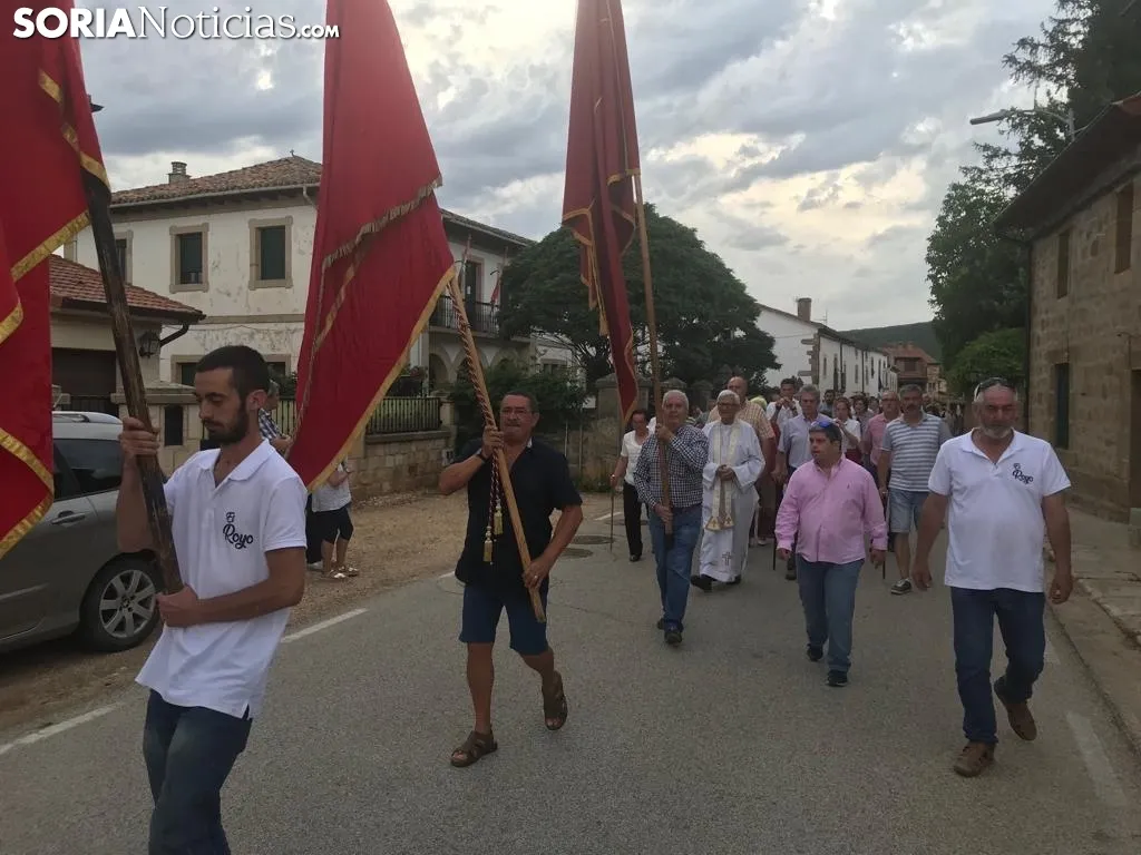 Celebración de la Virgen del Castillo en El Royo. 