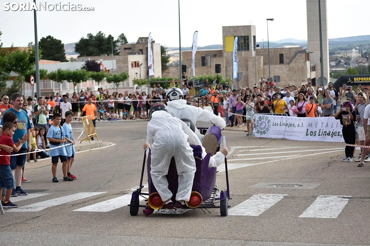 Carrera de Autos Locos de Camaretas.