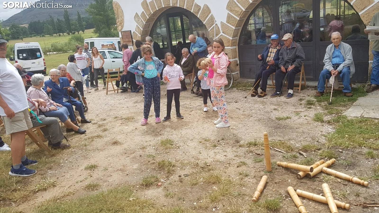Foto 2 - Convivencia y armon&iacute;a entre los 3 y los 101 a&ntilde;os