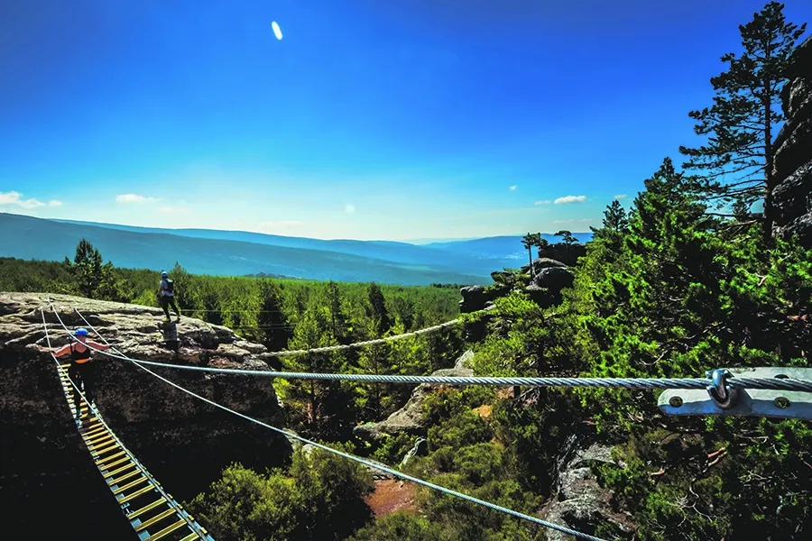Foto 10 - Turismo de acero y de aventura: V&iacute;a Ferrata La Graja en Duruelo