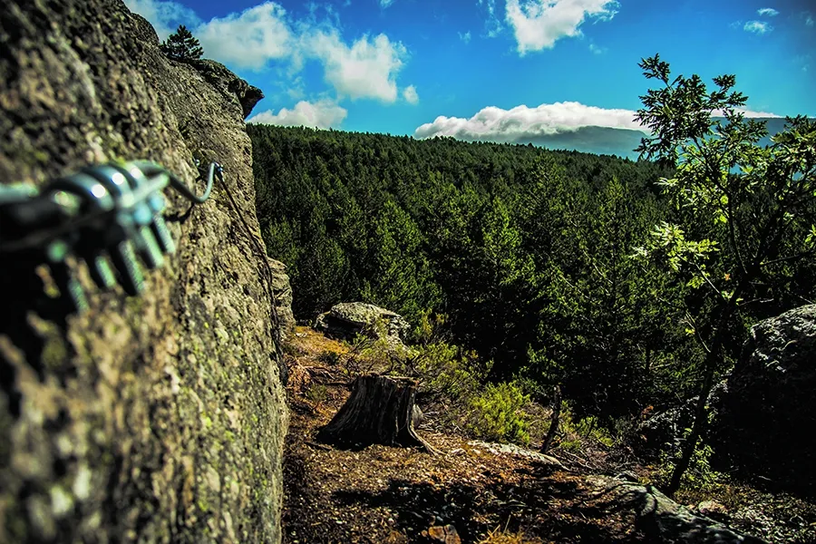 Foto 7 - Turismo de acero y de aventura: V&iacute;a Ferrata La Graja en Duruelo