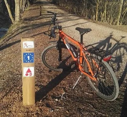 Foto 10 - La provincia, con dos itinerarios, en el programa de grandes rutas de cicloturismo en Castilla y Le&oacute;n