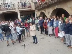 Manifestación en Salas contra el crimen machista