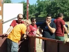 Faenas de desmontaje de chiringuitos este sábado. /SN