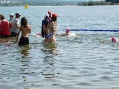 Foto 15 - 75 participantes en la primera traves&iacute;a a nado del Pantano
