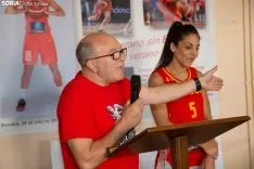 Homenaje a Cristina Ouviña / María Ferrer