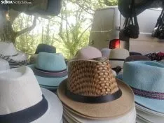 Foto 16 - Devoci&oacute;n y calor en la romer&iacute;a de Santos Nuevos
