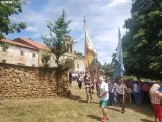 Foto 27 - Devoci&oacute;n y calor en la romer&iacute;a de Santos Nuevos