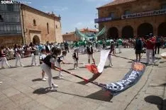 Procesión Lunes de Bailas / María Ferrer