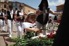 Procesión Lunes de Bailas / María Ferrer