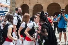 Procesión Lunes de Bailas / María Ferrer