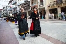 Procesión Lunes de Bailas / María Ferrer