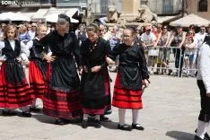 Procesión Lunes de Bailas / María Ferrer