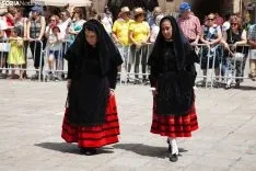 Procesión Lunes de Bailas / María Ferrer