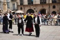 Procesión Lunes de Bailas / María Ferrer