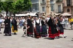 Procesión Lunes de Bailas / María Ferrer