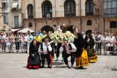 Procesión Lunes de Bailas / María Ferrer