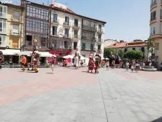 Los gigantes de Numanguerrix en Mariano Granados.