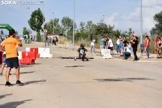 Carrera de Autos Locos de Camaretas.