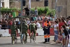 Carrera de Autos Locos de Camaretas.