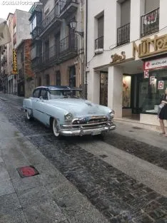 Una imagen del desfile a su paso por la calle Numancia. /SN