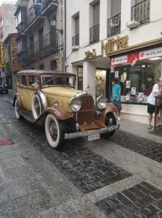 Una imagen del desfile a su paso por la calle Numancia. /SN