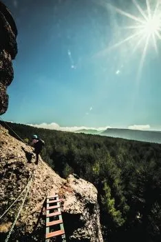 Foto 16 - Turismo de acero y de aventura: V&iacute;a Ferrata La Graja en Duruelo