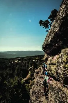 Foto 15 - Turismo de acero y de aventura: V&iacute;a Ferrata La Graja en Duruelo