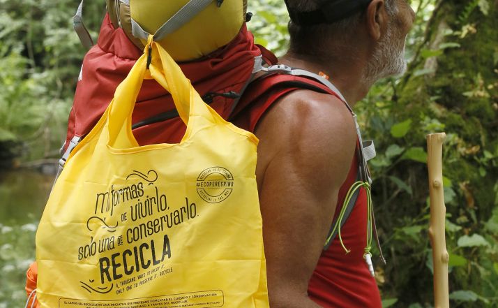 Junta y Ecoembes impulsan un Camino de Santiago concienciado con el reciclaje y libre de basuraleza