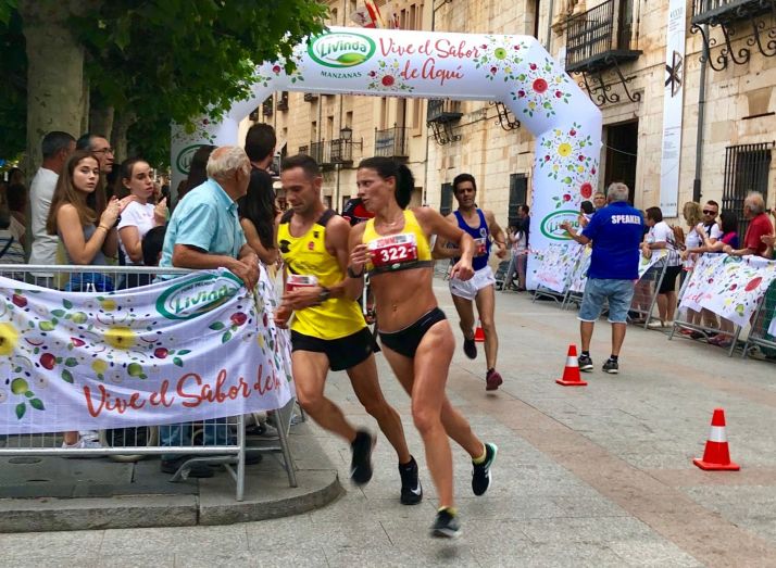 Cristina Giurcanu y Said Aitaddi, se imponen en la XX Media Maratón de El Burgo de Osma