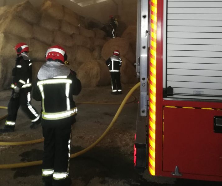 Incendio en la nave de la Verguilla en Toledillo