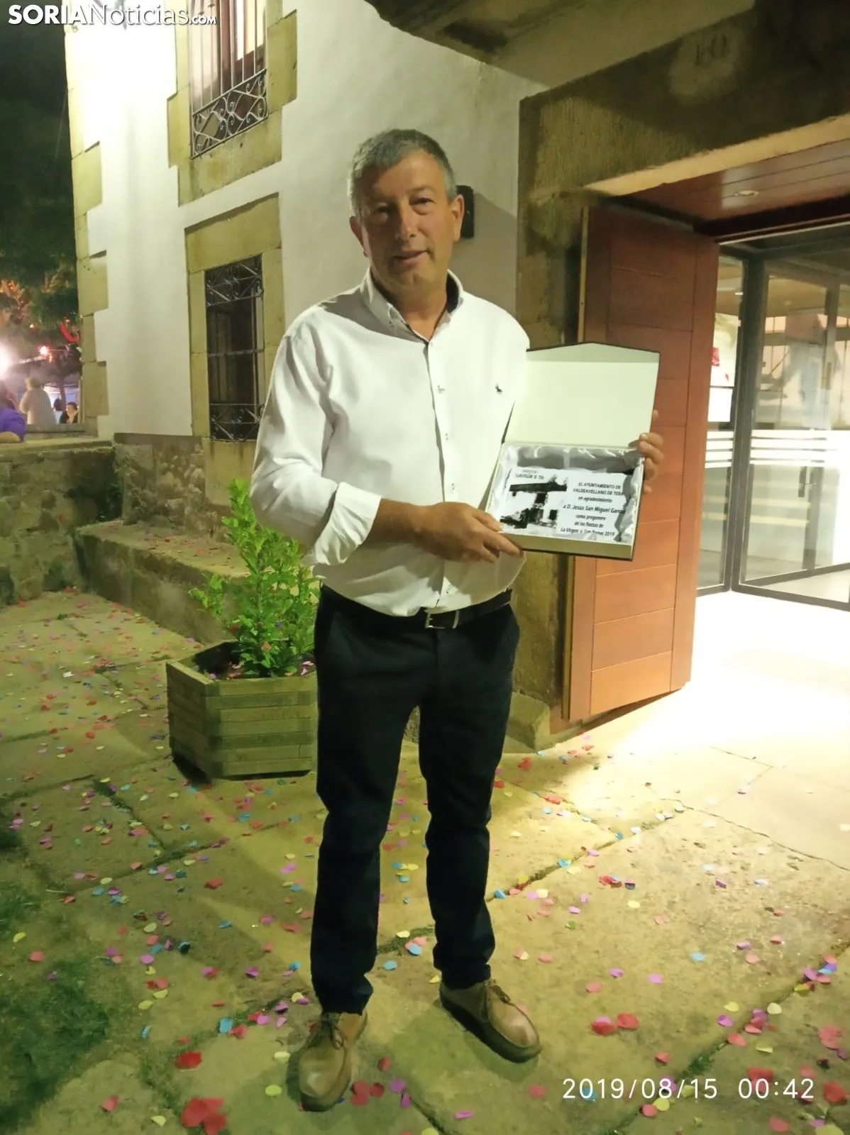 Inicio de la fiesta en Valdeavellano de Tera con la lectura del pregón. SN