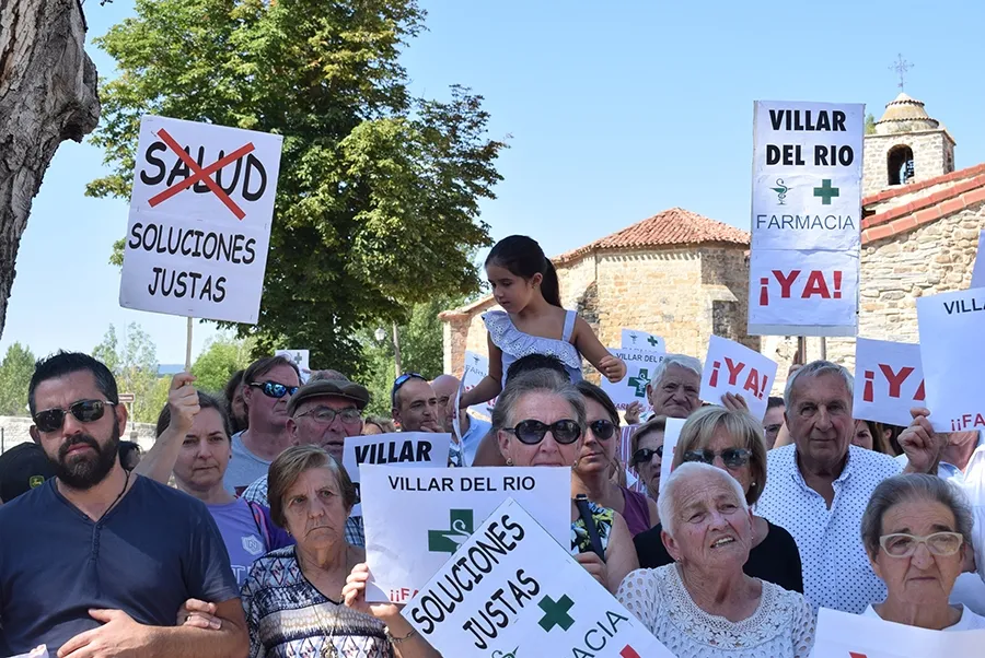 Foto 10 - Villar del R&iacute;o y la comarca soriana del Cidacos clama por la apertura de la farmacia