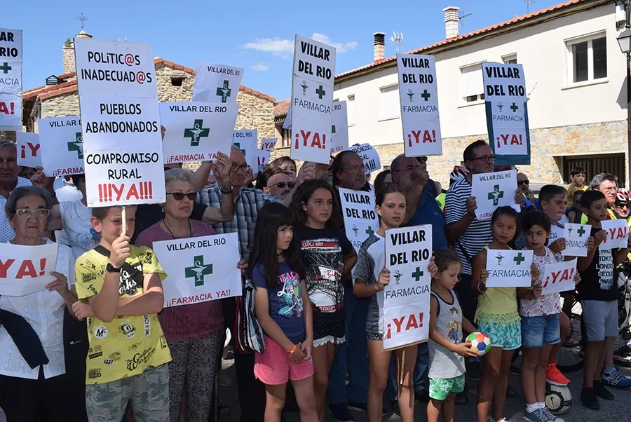 Foto 9 - Villar del R&iacute;o y la comarca soriana del Cidacos clama por la apertura de la farmacia