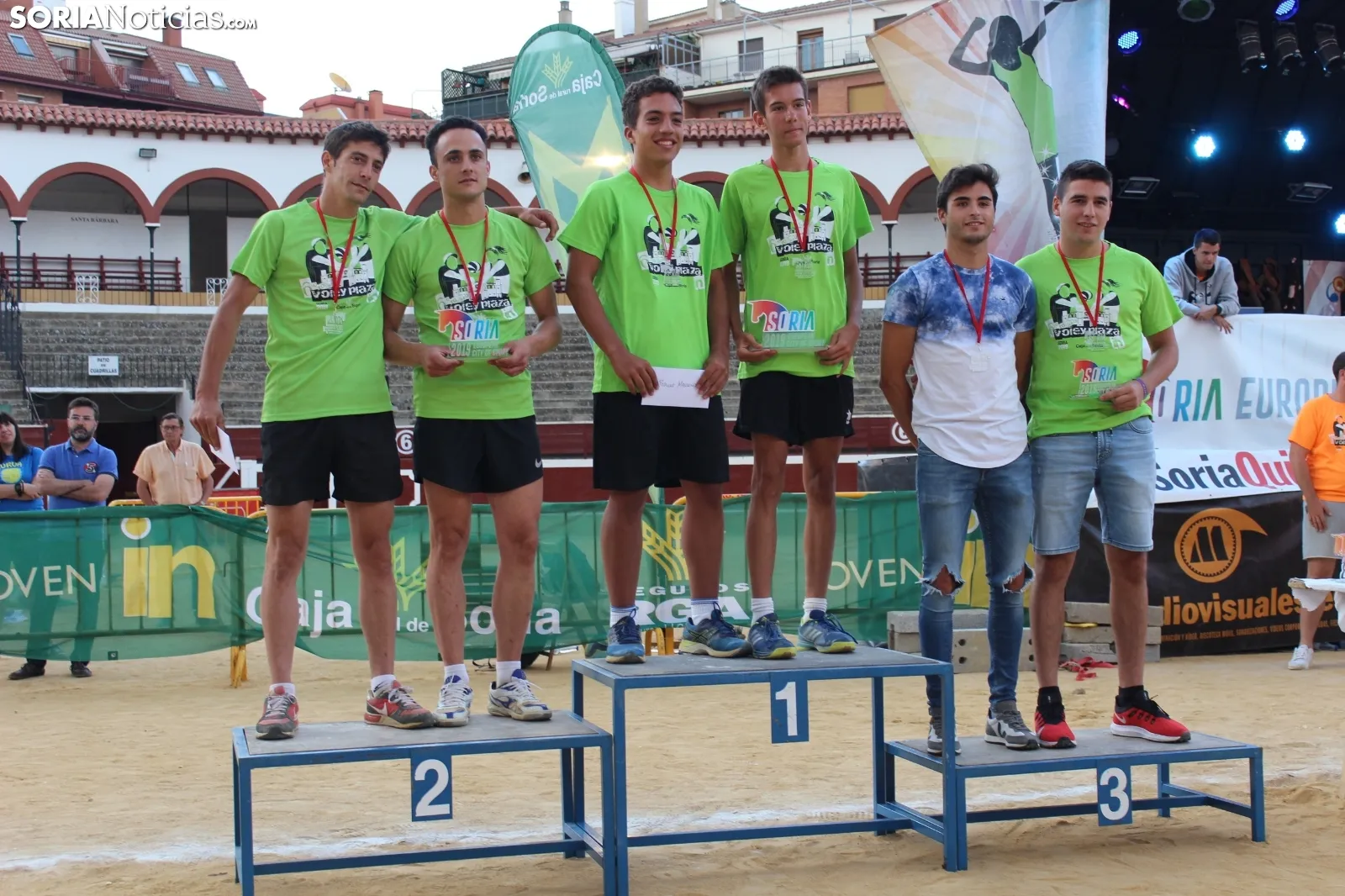 Tarde de finales en la VI edición del Voley Plaza. SN