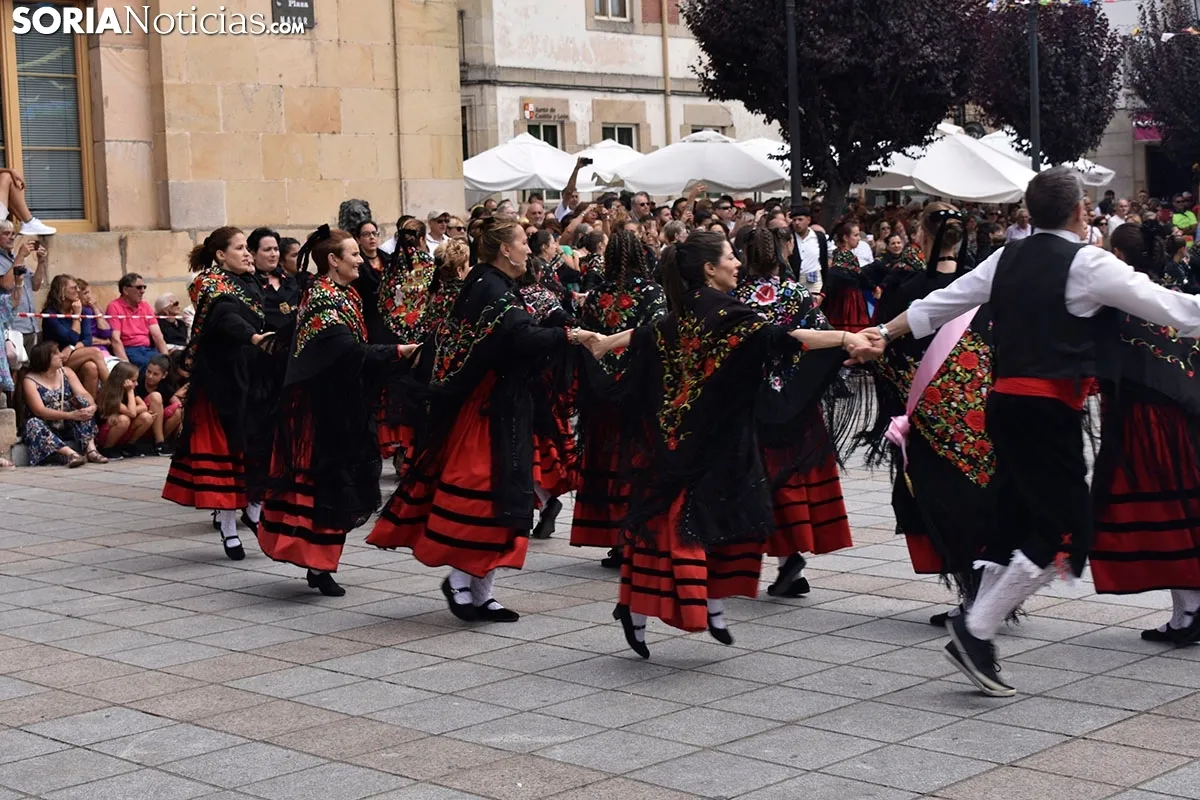 Baile de la Jota en Covaleda.