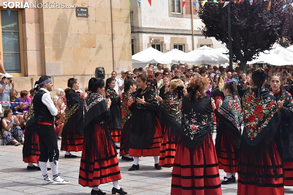 Baile de la Jota en Covaleda.