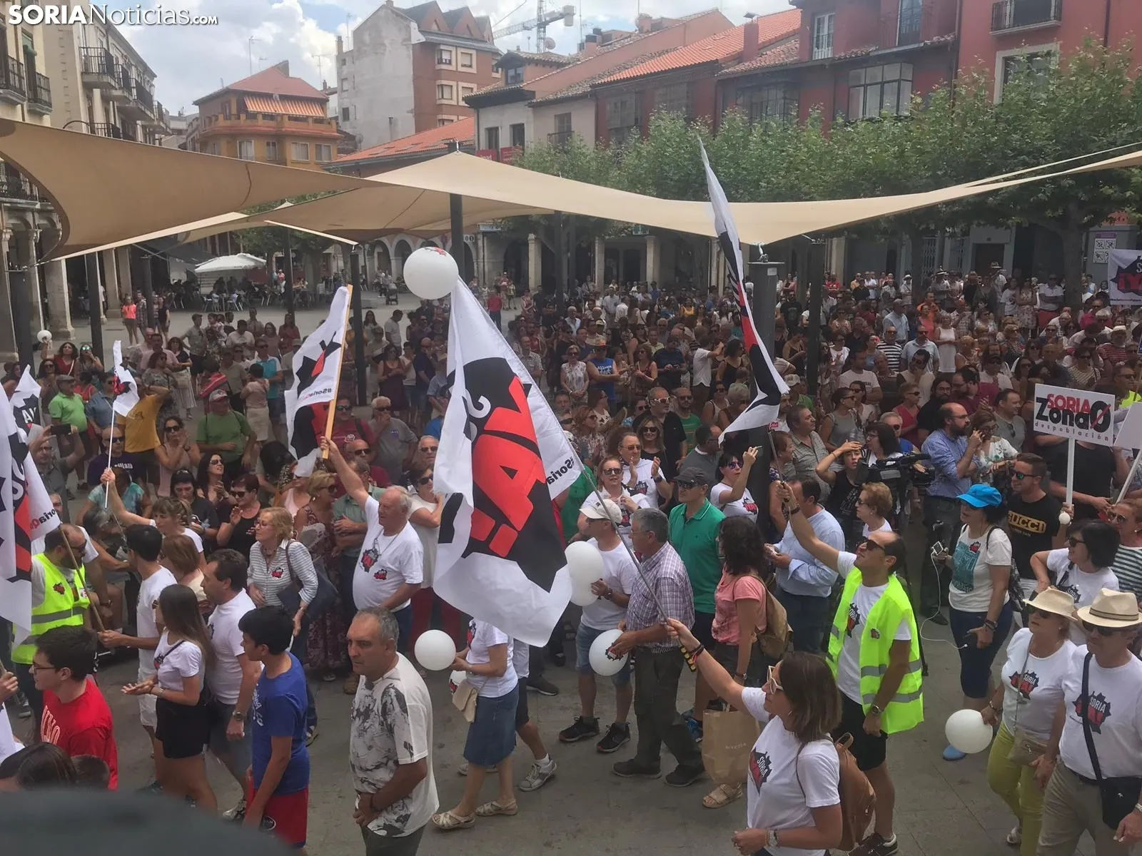 Concentración en Aranda por la marcha lenta por la Autovía dle Duero. /SN
