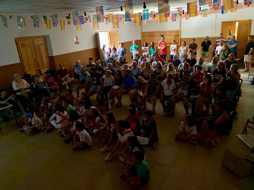Foto 2 - Una `escuelita&acute; que mantiene muy viva la historia de Sotillo del Rinc&oacute;n