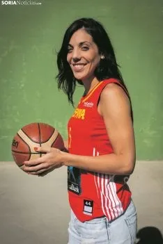 Cristina Ouviña, la niña de los ojos de Borobia. María Ferrer