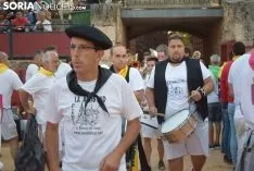 Caldereta popular en la plaza de toros de El Burgo. /SN