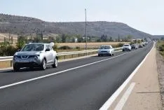 Foto 12 - Cerca de 15 kil&oacute;metros de caravana y uno 500 veh&iacute;culos en la marcha lenta para exigir la finalizaci&oacute;n de la Autov&iacute;a del Duero
