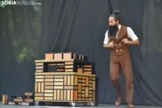 Escenificación de 'Só' en la Alameda de Cervantes.